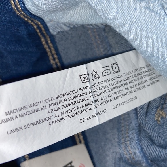 California Vintage Premium Bootcut Flared Medium Wash Jeans. - Picture 7 of 10